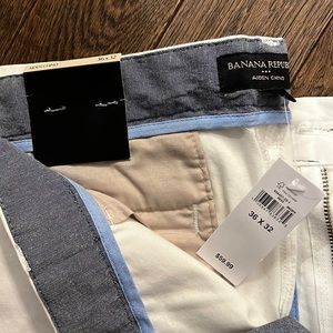 Banana republic Aiden Chino
